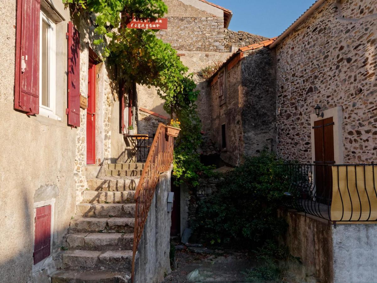 Les Ilhes La Maison Du Voyageur מראה חיצוני תמונה