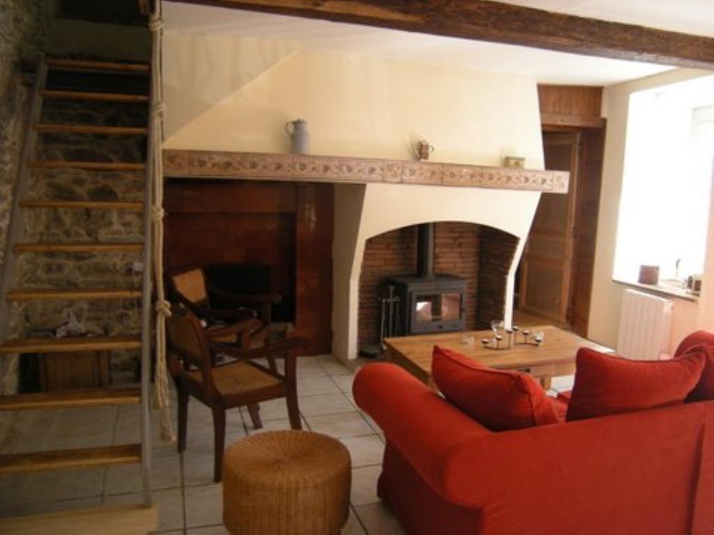 Les Ilhes La Maison Du Voyageur מראה חיצוני תמונה